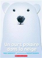 Un ours polaire dans la neige